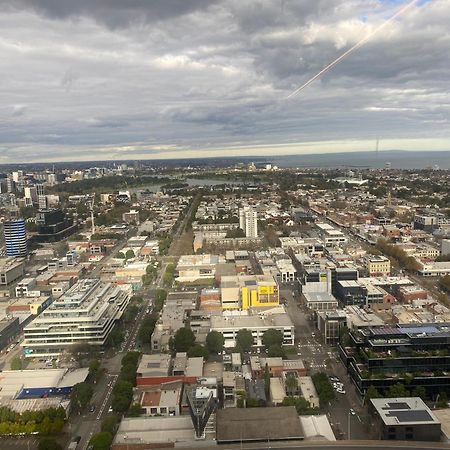 Chic Urban Escape Pool, Gym And City Charm Melbourne Esterno foto